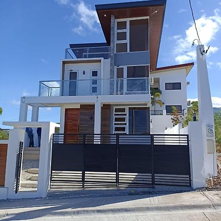 Casa Amores: Camaya Coast Mariveles Exterior foto